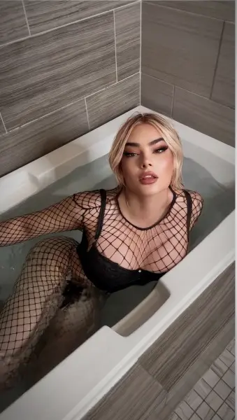 Angelinecaliente 2